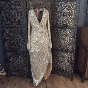 XSCAPE sequent dress. worn one time. Amazing. like new. size 6